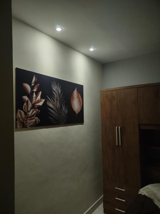 The Loft Garcia Apartment Marica Luaran gambar